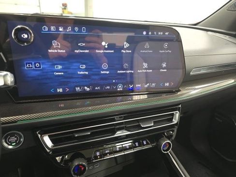 New 2026 Chevrolet Traverse High Country AWD/4WD image 13