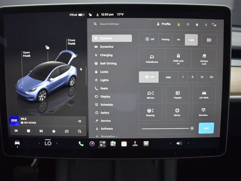 Used 2022 Tesla Model Y Long Range AWD/4WD image 15