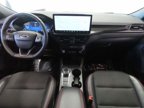 Used 2025 Ford Escape ST-Line Elite image 14