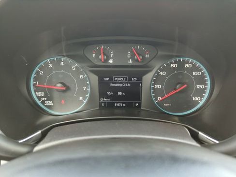 Used 2021 Chevrolet Equinox LS FWD image 35