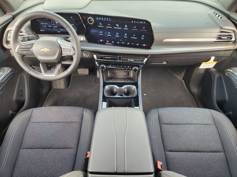 New 2026 Chevrolet Traverse LT w/ Driver Confidence Package FWD image 19