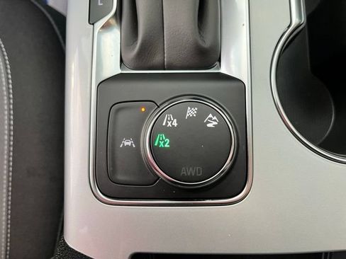Used 2024 Chevrolet Blazer LT w/ Convenience Package AWD/4WD image 34