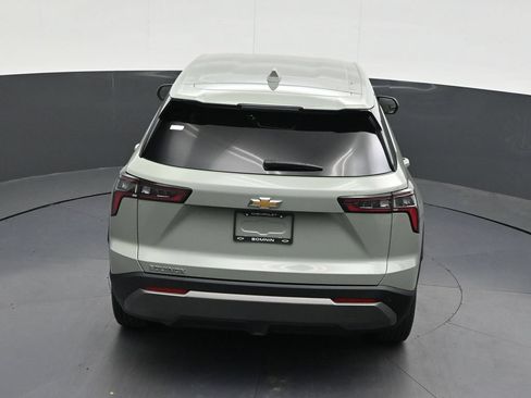 Used 2025 Chevrolet Equinox LT FWD image 18