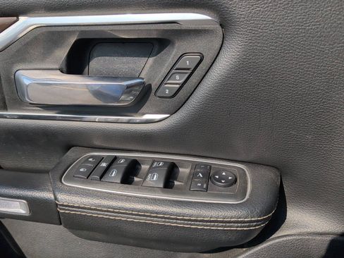Used 2021 RAM 1500 Laramie AWD/4WD image 16