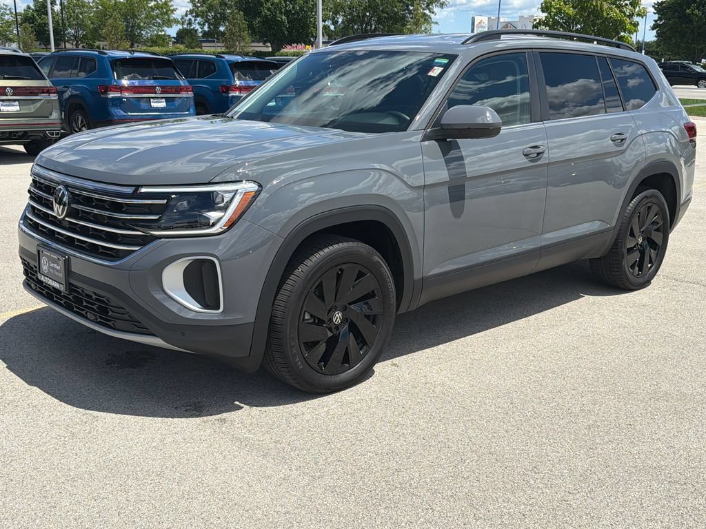 Certified 2026 Volkswagen Atlas SE AWD/4WD image 3