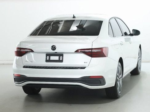 Used 2023 Volkswagen Jetta SE w/ Panoramic Sunroof Package FWD image 46