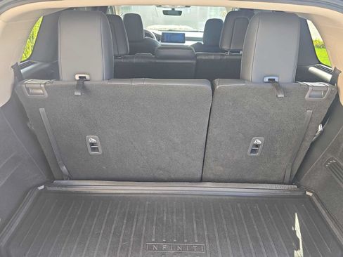 Certified 2026 INFINITI QX60 Luxe w/ Cargo Package FWD image 6