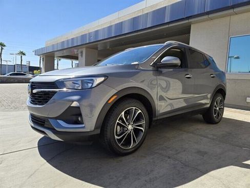 Used 2021 Buick Encore GX Select image 2