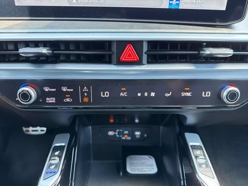 New 2026 Kia Sorento SX Prestige AWD/4WD image 14