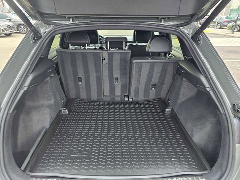 Used 2024 Audi Q3 2.0T Premium Plus w/ Premium Plus Package image 16