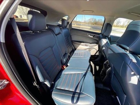 Certified 2024 Ford Edge SEL w/ Sport Appearance Package image 16