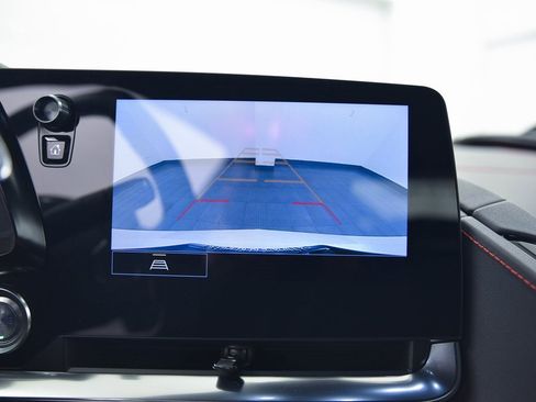 Used 2021 Chevrolet Corvette Stingray Coupe w/ Battery Protection Package image 18