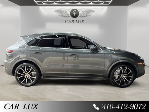 Used 2019 Porsche Cayenne Turbo AWD/4WD image 6