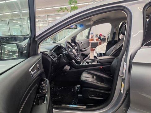 Used 2020 Ford Edge Titanium w/ Cargo Accessory Package FWD image 8