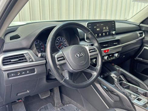 Used 2020 Kia Telluride S AWD/4WD image 13