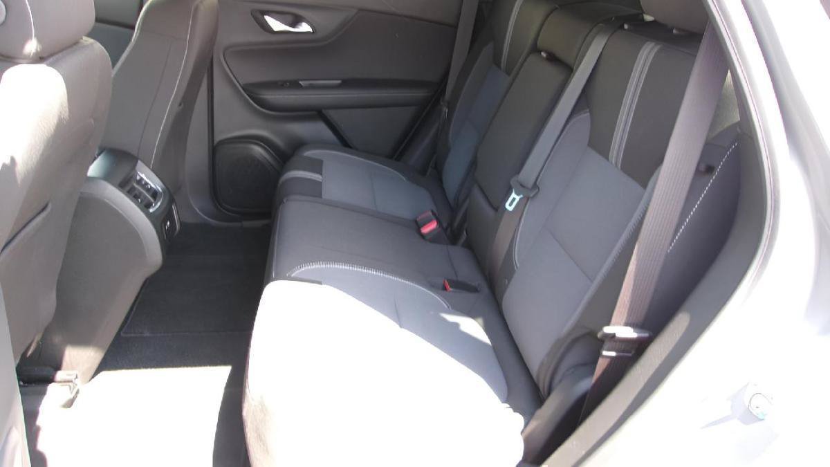 Used 2025 Chevrolet Blazer LT AWD/4WD image 10