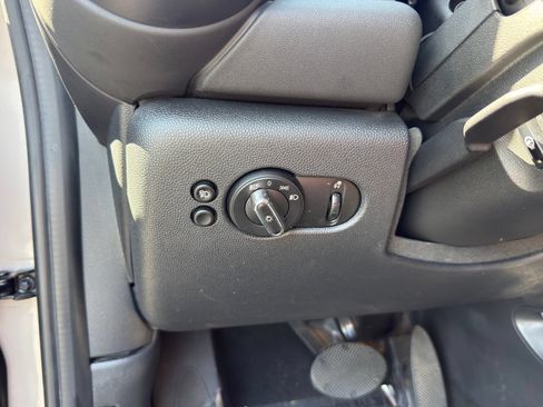 Used 2023 MINI Cooper S FWD image 25