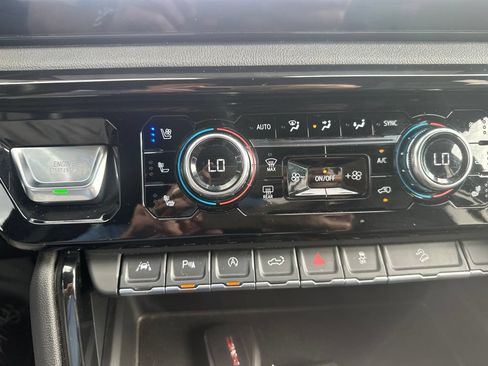 Used 2025 GMC Sierra 1500 AT4 AWD/4WD image 20