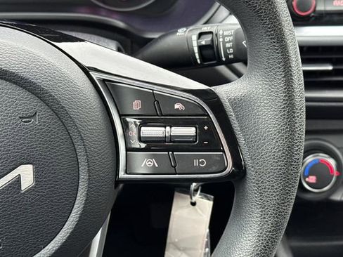 Certified 2022 Kia Forte LXS image 29