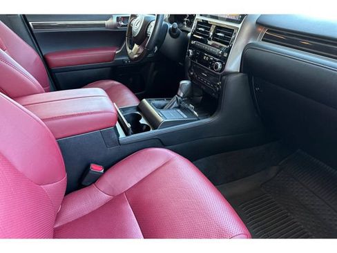 Certified 2023 Lexus GX 460 Luxury w/ Sport Design Package AWD/4WD image 17
