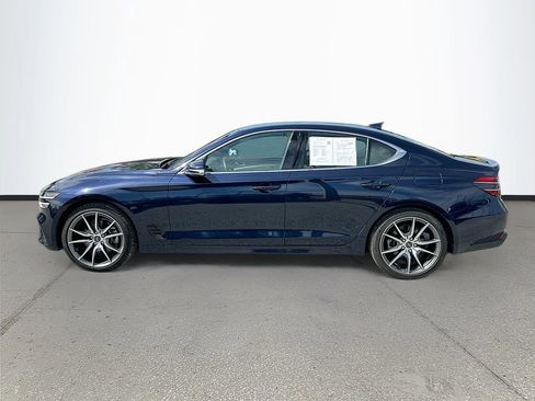Used 2023 Genesis G70 2.0T image 4