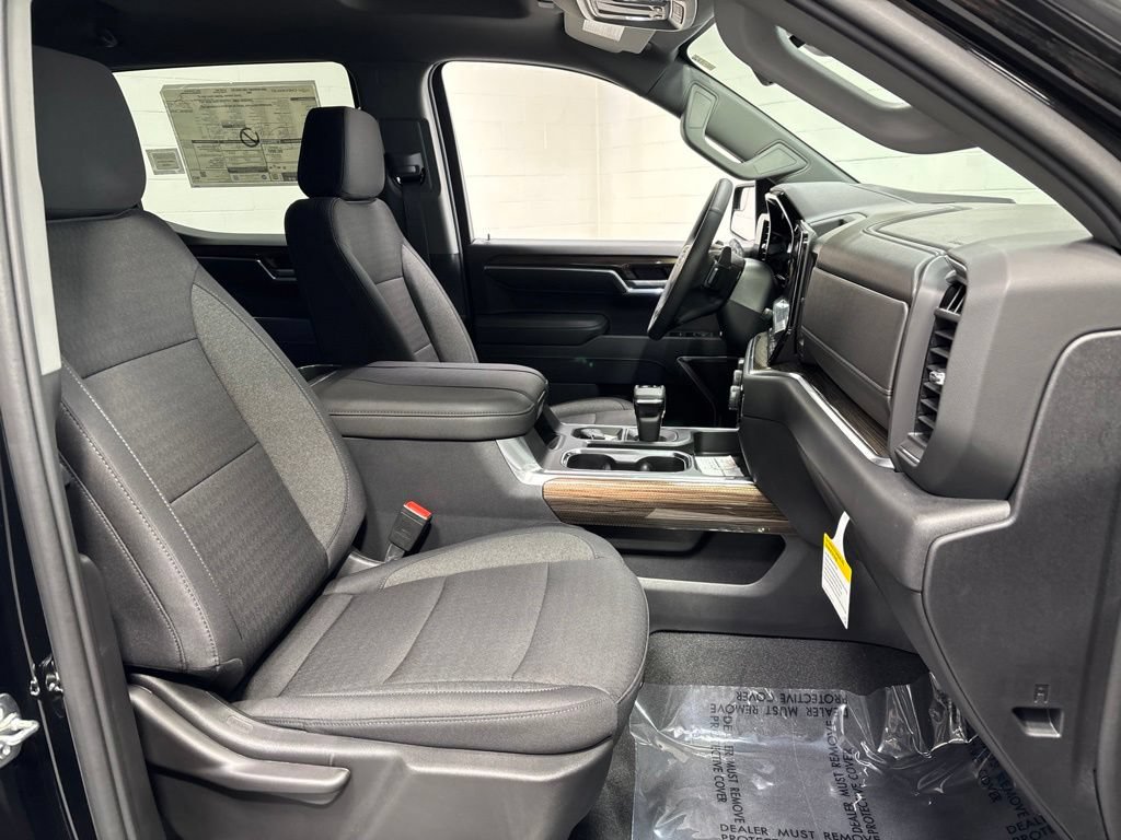 New 2026 Chevrolet Silverado 1500 RST AWD/4WD image 10