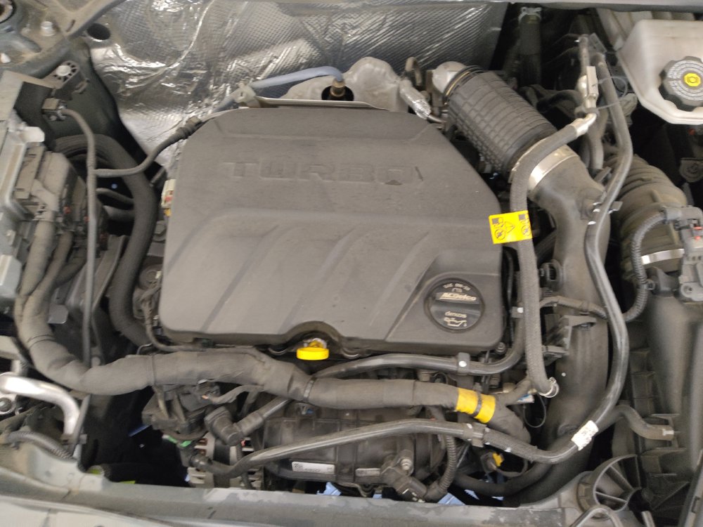 Used 2025 Chevrolet Trax LT FWD image 30