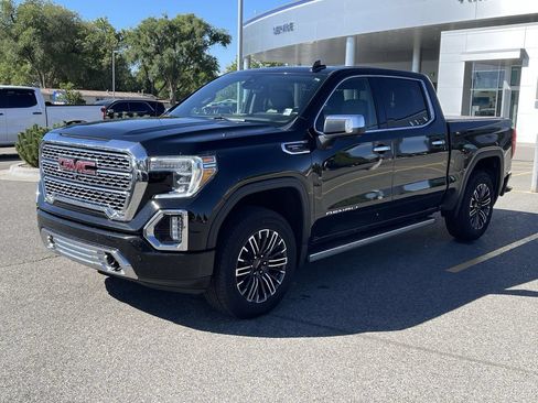 Used 2022 GMC Sierra 1500 Denali w/ Denali Reserve Package AWD/4WD image 3