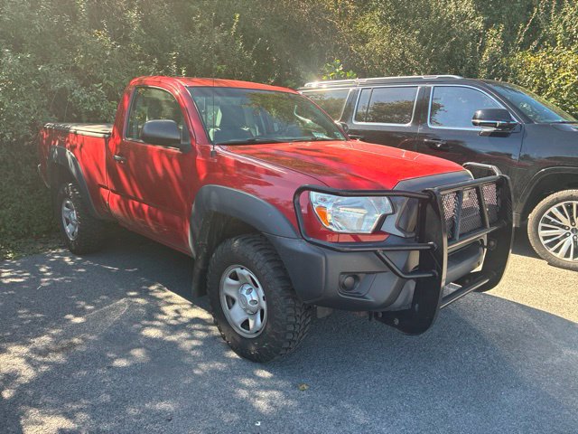 Used 2012 Toyota Tacoma 4x4 Regular Cab image 2