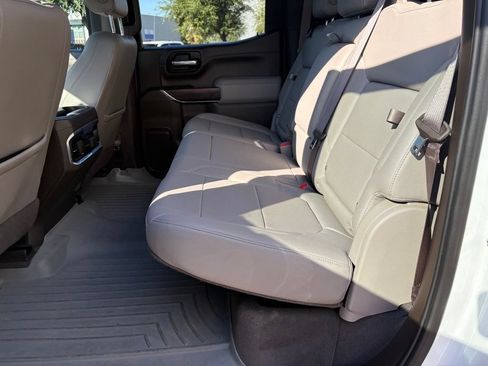 Used 2022 GMC Sierra 1500 SLT w/ SLT Premium Plus Package AWD/4WD image 9