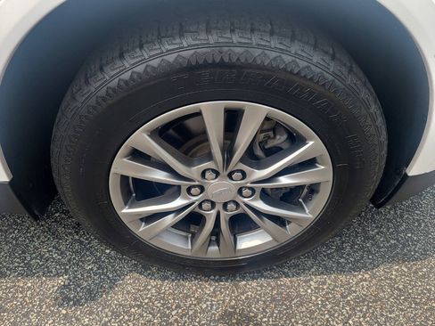 Used 2021 Cadillac XT5 Premium Luxury FWD image 9