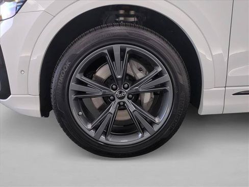 Certified 2026 Audi Q8 Premium AWD/4WD image 28