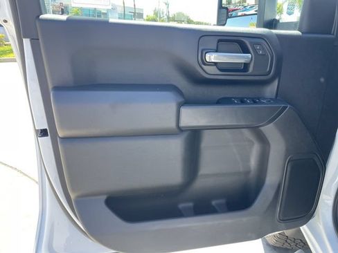 Used 2025 Chevrolet Silverado 2500 Custom AWD/4WD image 21