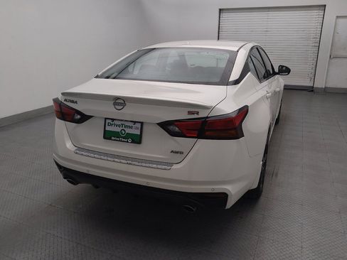Used 2023 Nissan Altima 2.5 SR AWD/4WD image 7