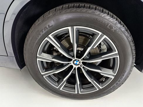 Certified 2022 BMW X5 xDrive40i w/ M Sport Package AWD/4WD image 30