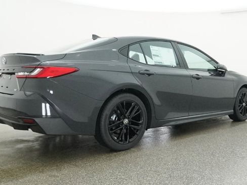 New 2026 Toyota Camry SE FWD image 28