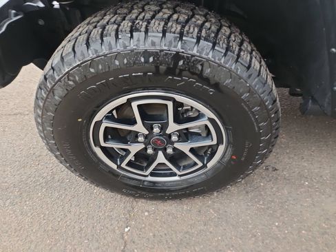Used 2024 Jeep Wrangler Unlimited Rubicon AWD/4WD image 26