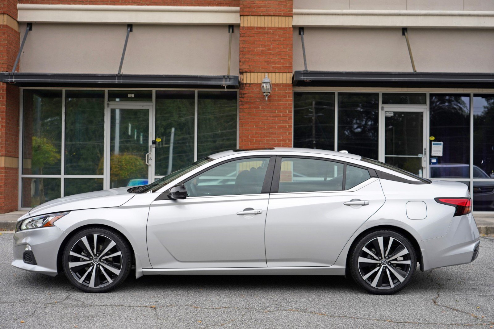 Used 2019 Nissan Altima 2.5 SR w/ SR Premium Package FWD image 44