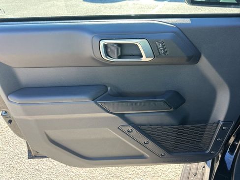 Used 2025 Ford Bronco Outer Banks image 33