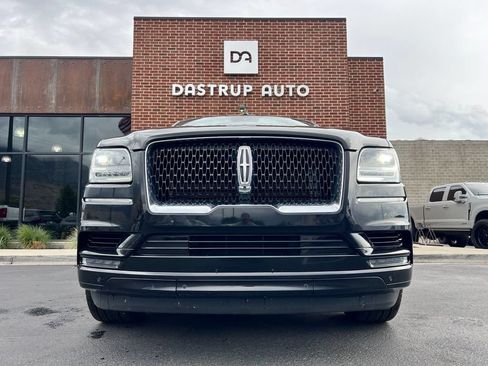 Used 2021 Lincoln Navigator L Reserve AWD/4WD image 2