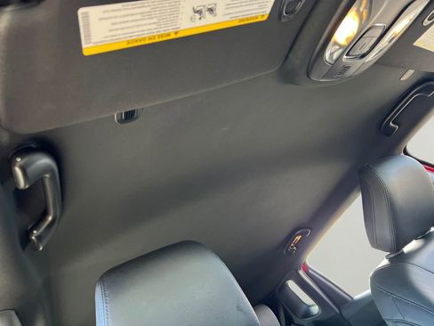 Used 2022 Jeep Compass Limited image 7