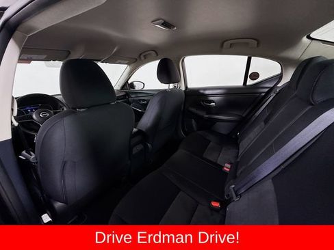 Used 2025 Nissan Sentra SR w/ Midnight Edition FWD image 10