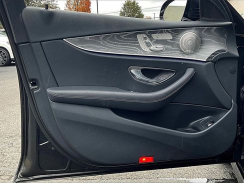 Certified 2021 Mercedes-Benz E 350 4MATIC Sedan image 18