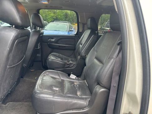 Used 2014 GMC Yukon XL Denali AWD/4WD image 14
