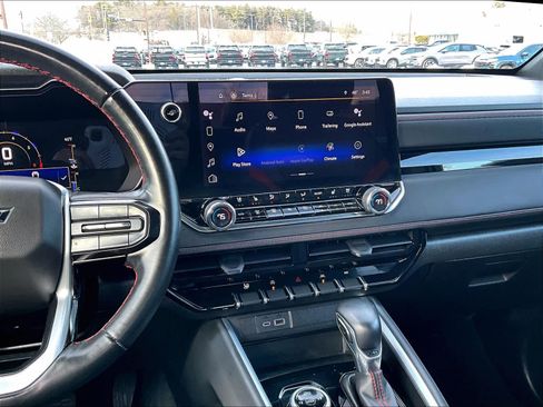 Used 2023 Chevrolet Colorado Z71 w/ Z71 Convenience Package 2 image 17