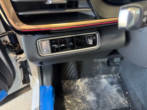 New 2026 Buick Envision Avenir AWD/4WD image 17