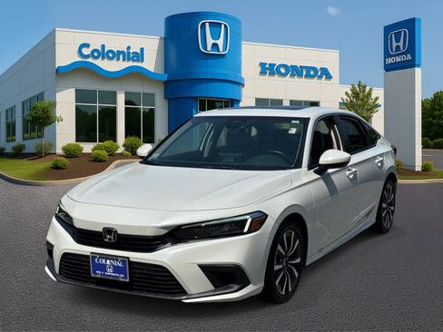 Used 2023 Honda Civic EX image 1