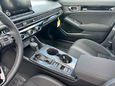 Used 2026 Honda Civic Sport image 10