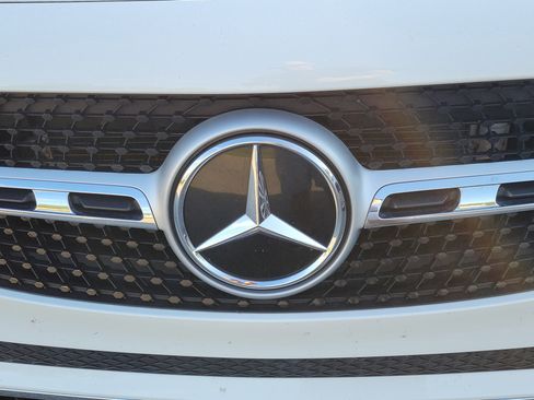 Used 2023 Mercedes-Benz GLA 250 image 11