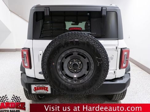 Used 2025 Ford Bronco Outer Banks w/ Sasquatch Package AWD/4WD image 4